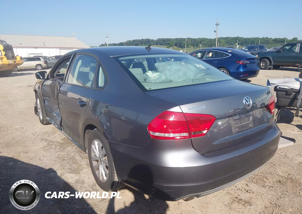 2013 Volkswagen Passat 2.5L S VIN:1VWAH7A35DC037738 - 3