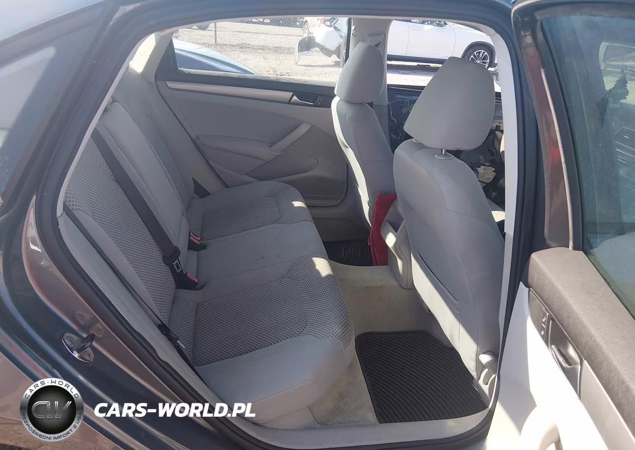 2013 Volkswagen Passat 2.5L S VIN:1VWAH7A35DC037738 - 8