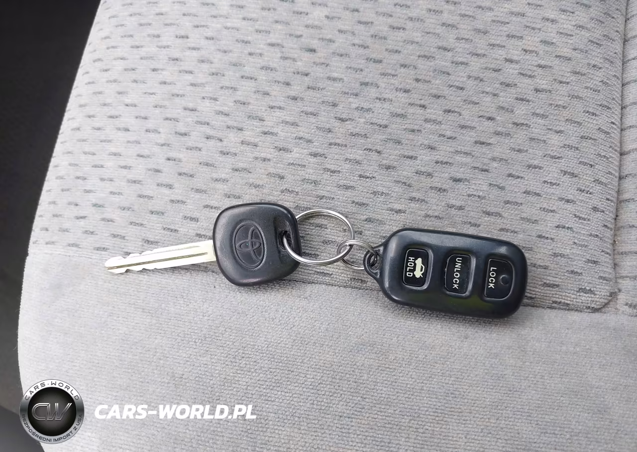2004 Toyota Camry Le V6 VIN:4T1BF32K54U582582 - 11