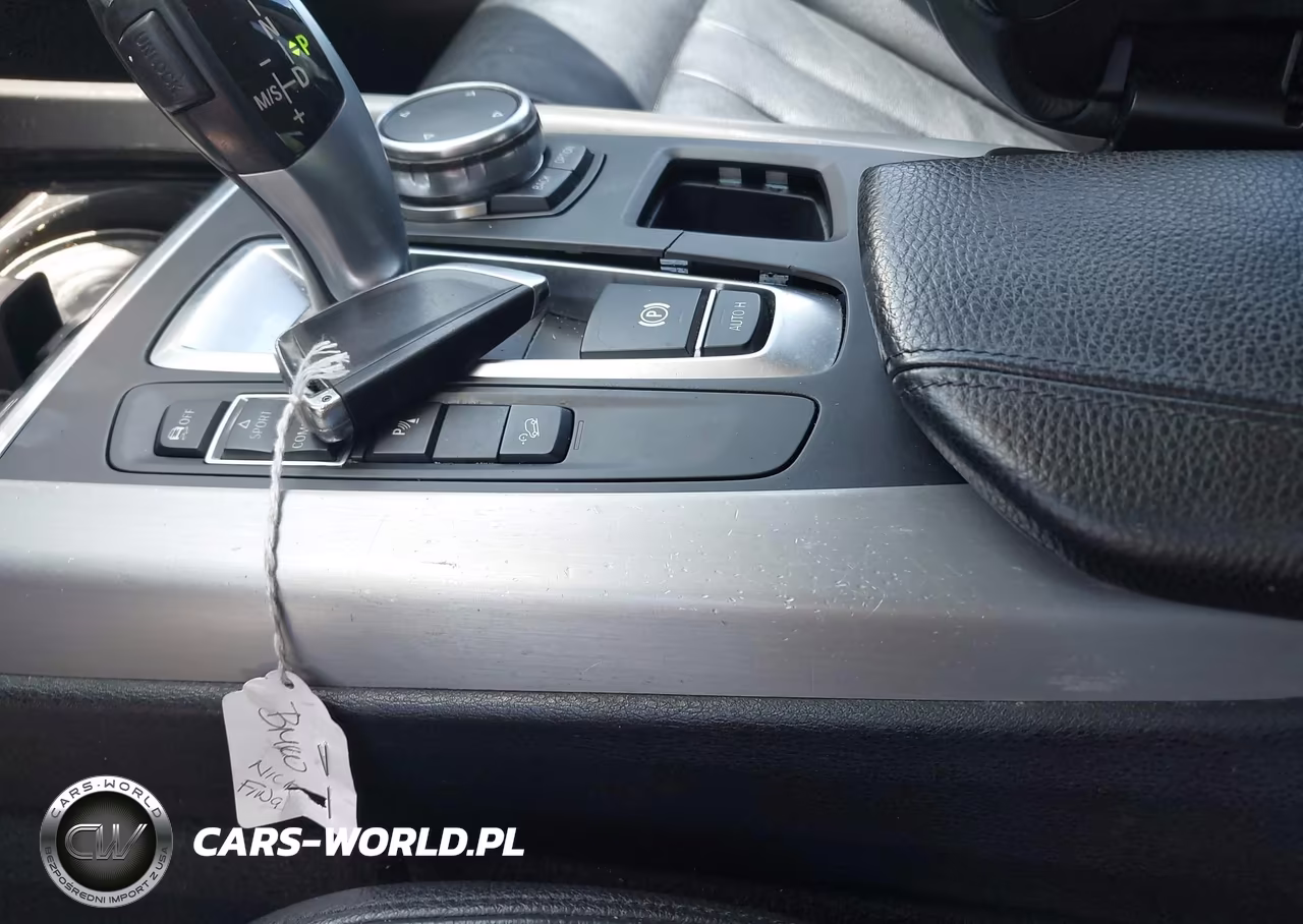 2015 BMW X5 xDrive35D VIN:5UXKS4C53F0N06544 - 11