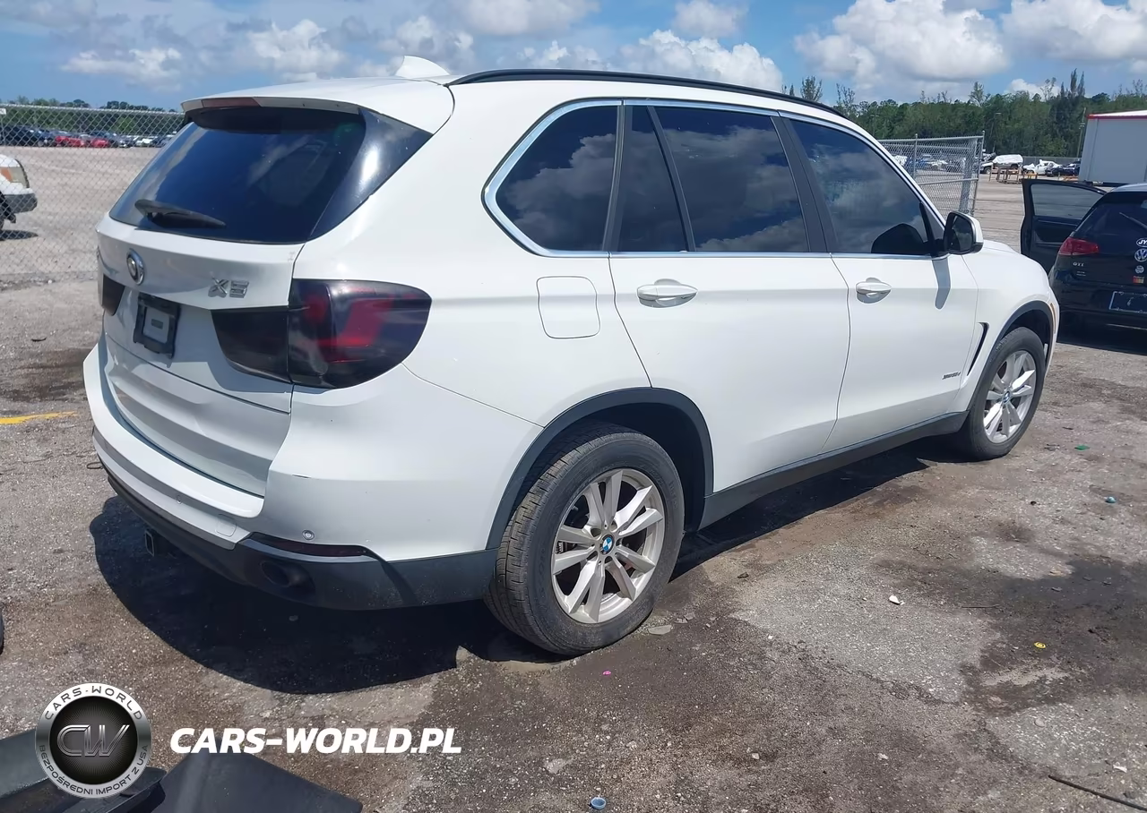 2015 BMW X5 xDrive35D VIN:5UXKS4C53F0N06544 - 4