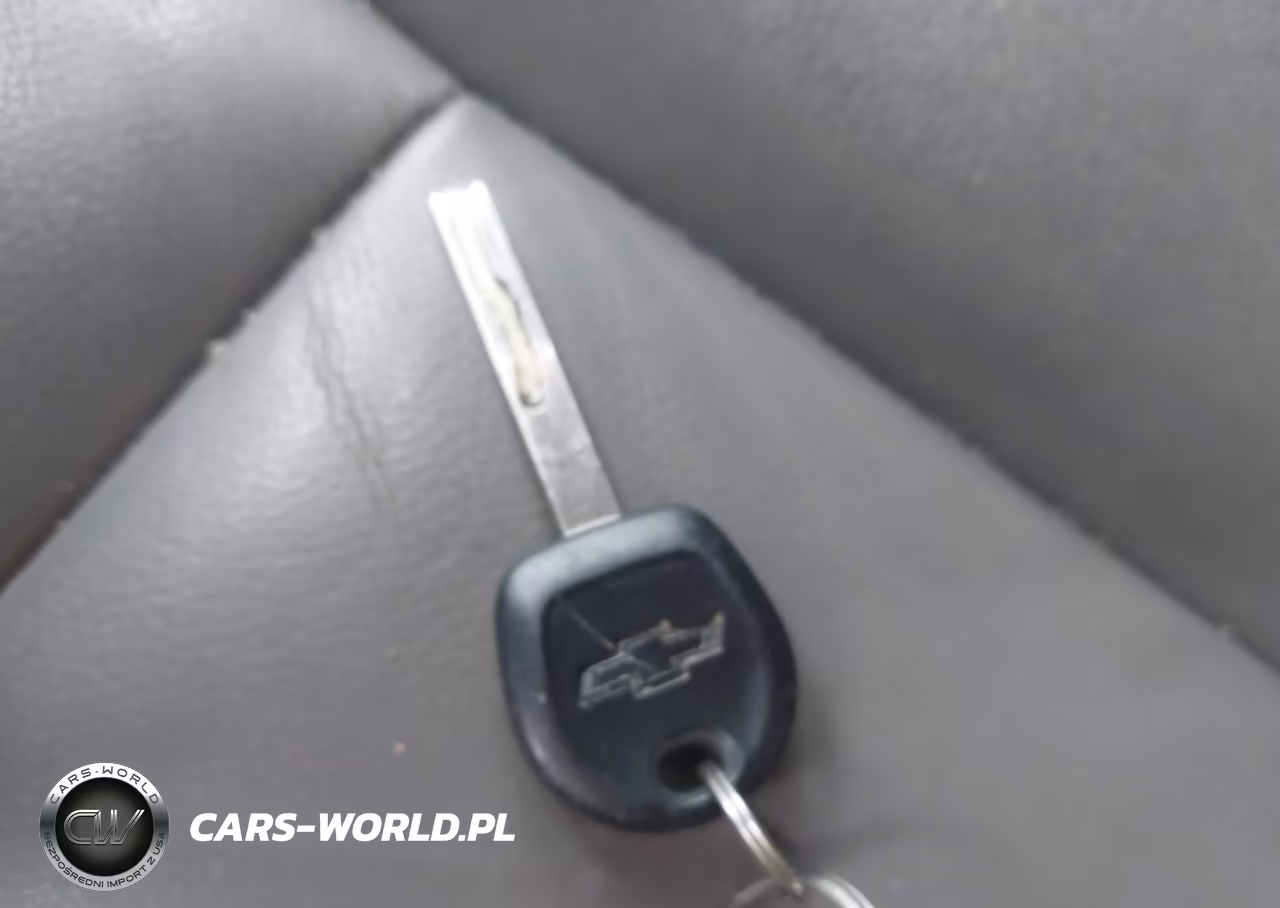 2019 Chevrolet Suburban Lt VIN:1GNSCHKC6KR369036 - 11