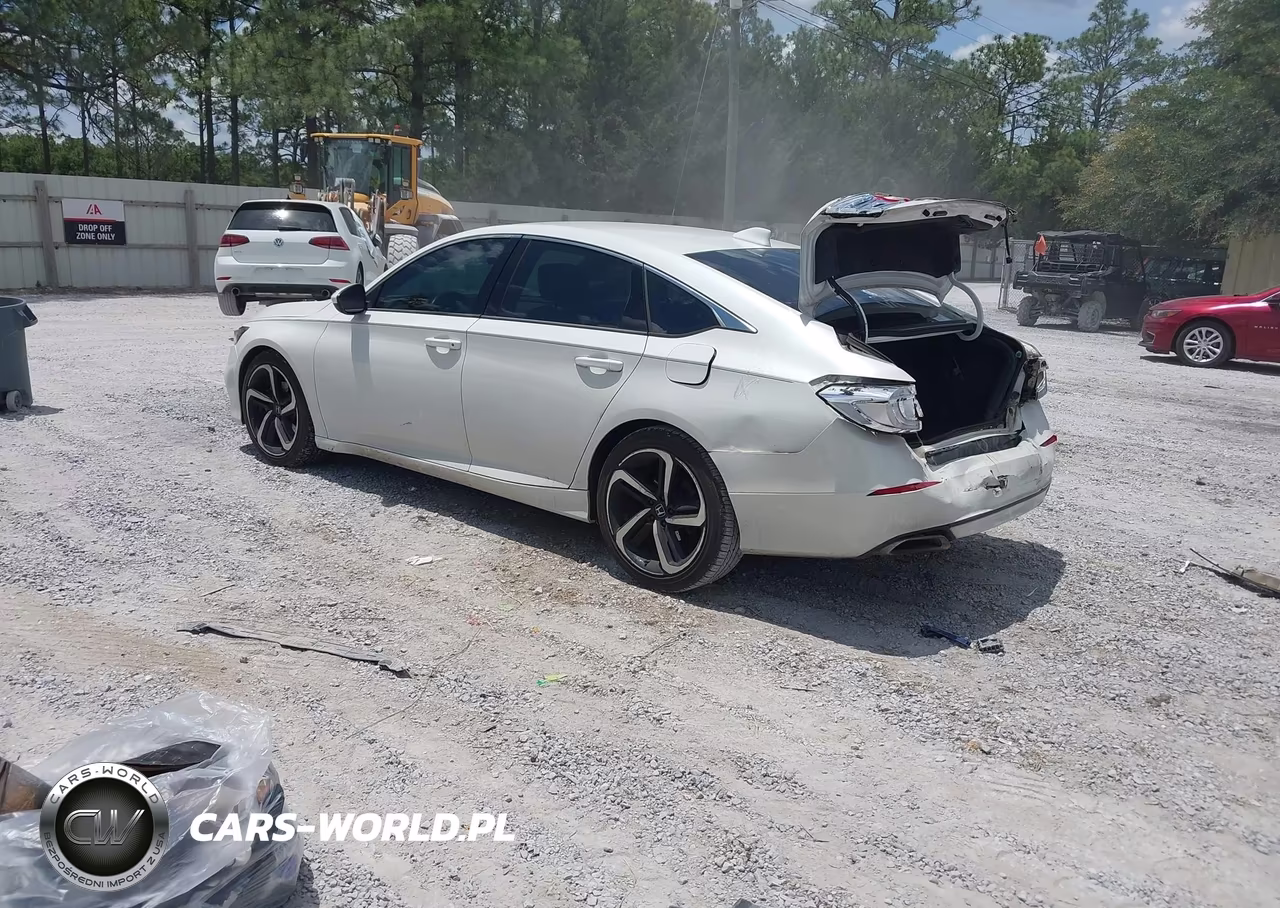 2018 Honda Accord Sport VIN:1HGCV1F39JA030536 - 3