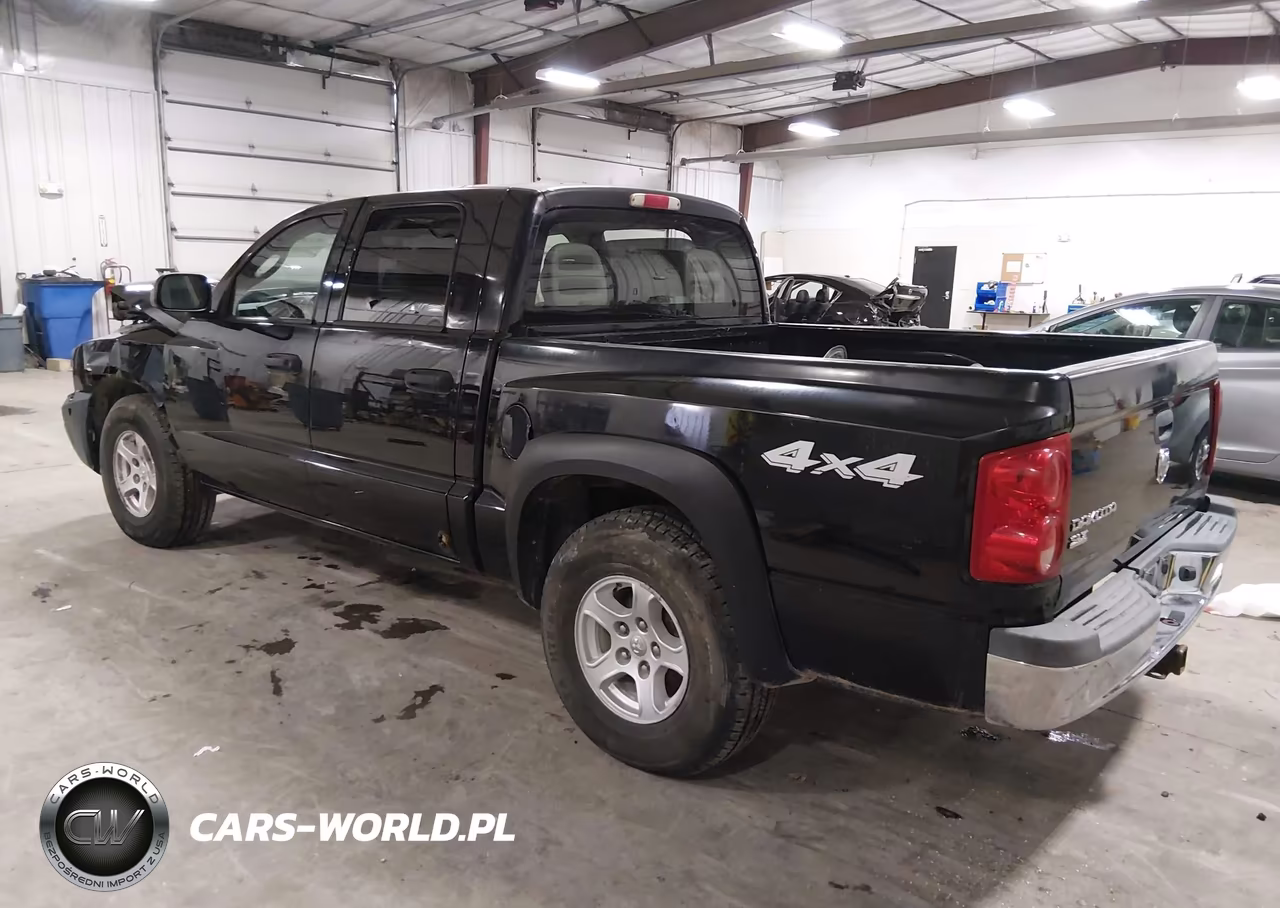 2005 Dodge Dakota Slt VIN:1D7HW48N15S316095 - 3