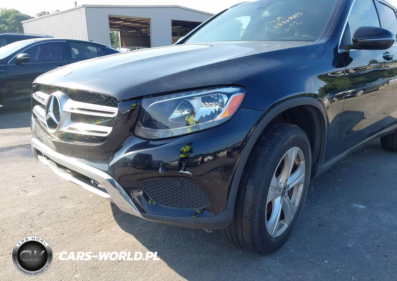 2018 Mercedes-Benz Glc 300 4Matic VIN:WDC0G4KB0JV111356 - 17