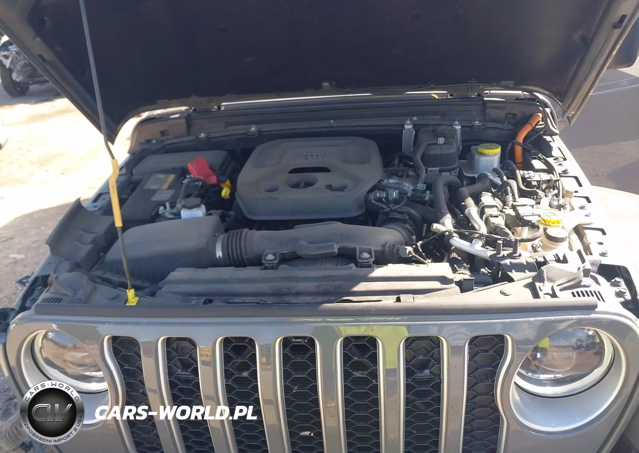 2023 Jeep Wrangler 4Xe Sahara 4X4 VIN:1C4JJXP69PW554245 - 10
