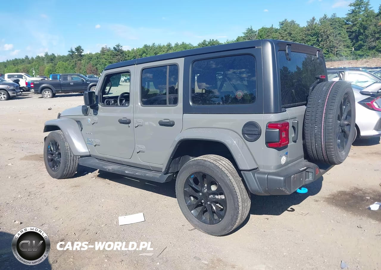 2023 Jeep Wrangler 4Xe Sahara 4X4 VIN:1C4JJXP69PW554245 - 3