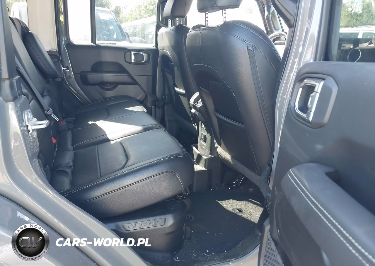 2023 Jeep Wrangler 4Xe Sahara 4X4 VIN:1C4JJXP69PW554245 - 8