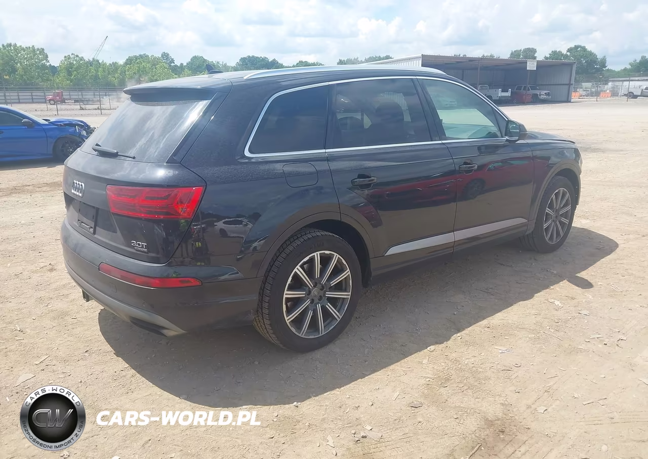 2017 Audi Q7 3.0T Premium VIN:WA1LAAF78HD004333 - 4