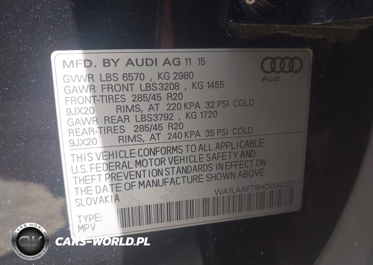 2017 Audi Q7 3.0T Premium VIN:WA1LAAF78HD004333 - 9
