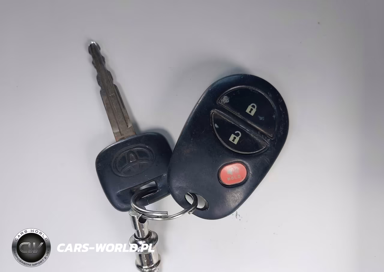 2011 Toyota Sienna Base V6 VIN:5TDZK3DC7BS015764 - 11