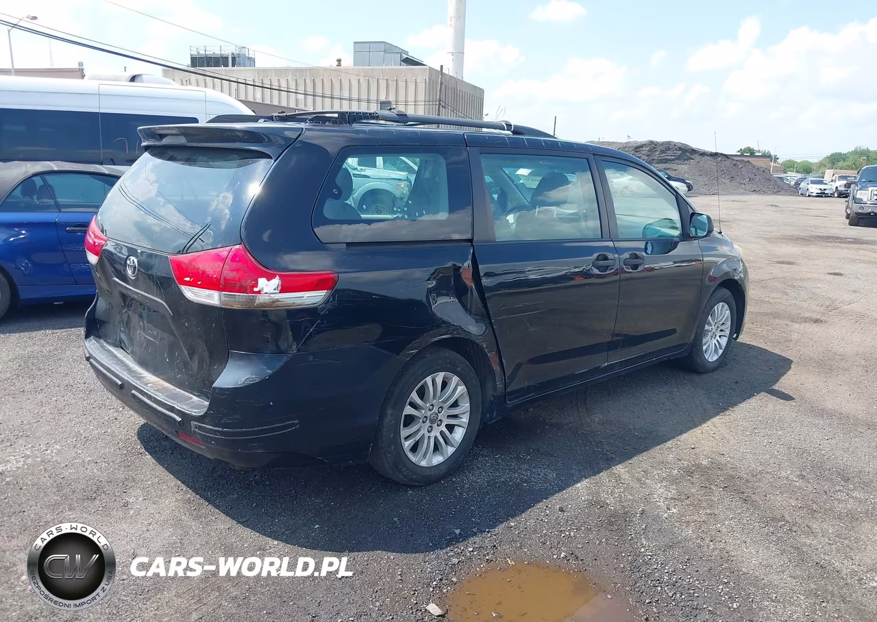 2011 Toyota Sienna Base V6 VIN:5TDZK3DC7BS015764 - 4