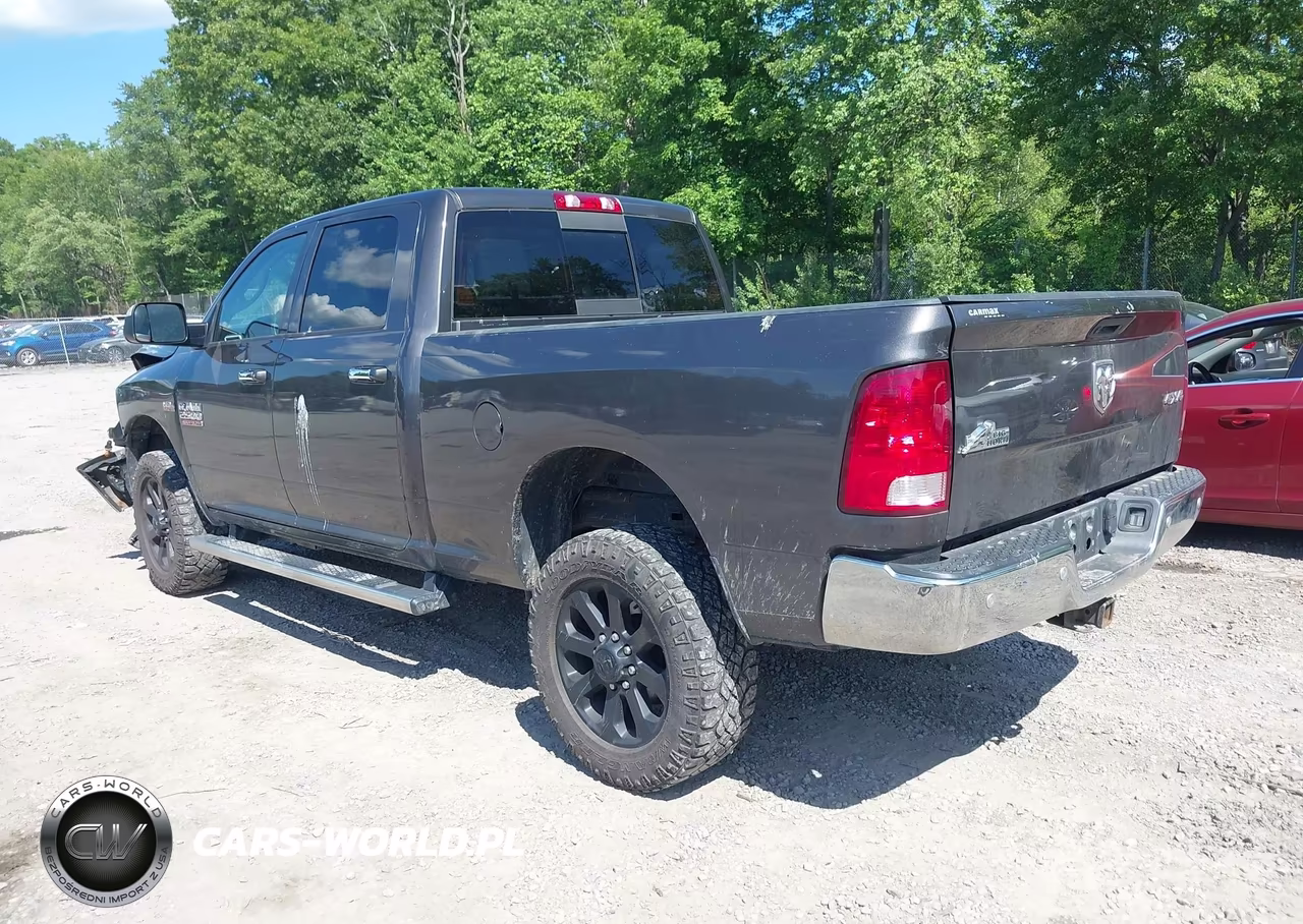 2017 Ram 2500 Big Horn 4X4 6'4 Box VIN:3C6UR5DJ0HG518275 - 3