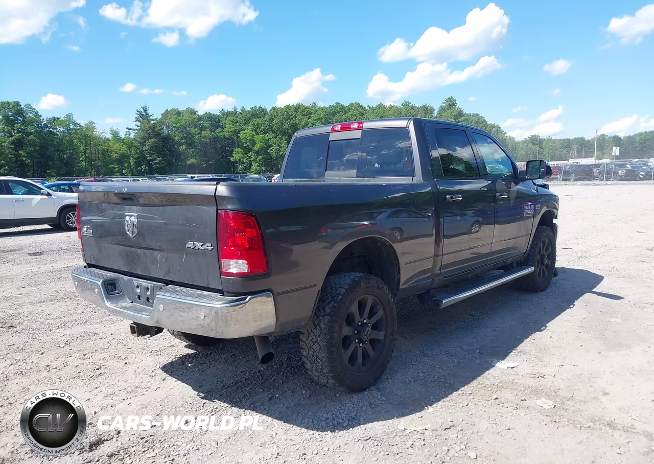 2017 Ram 2500 Big Horn 4X4 6'4 Box VIN:3C6UR5DJ0HG518275 - 4