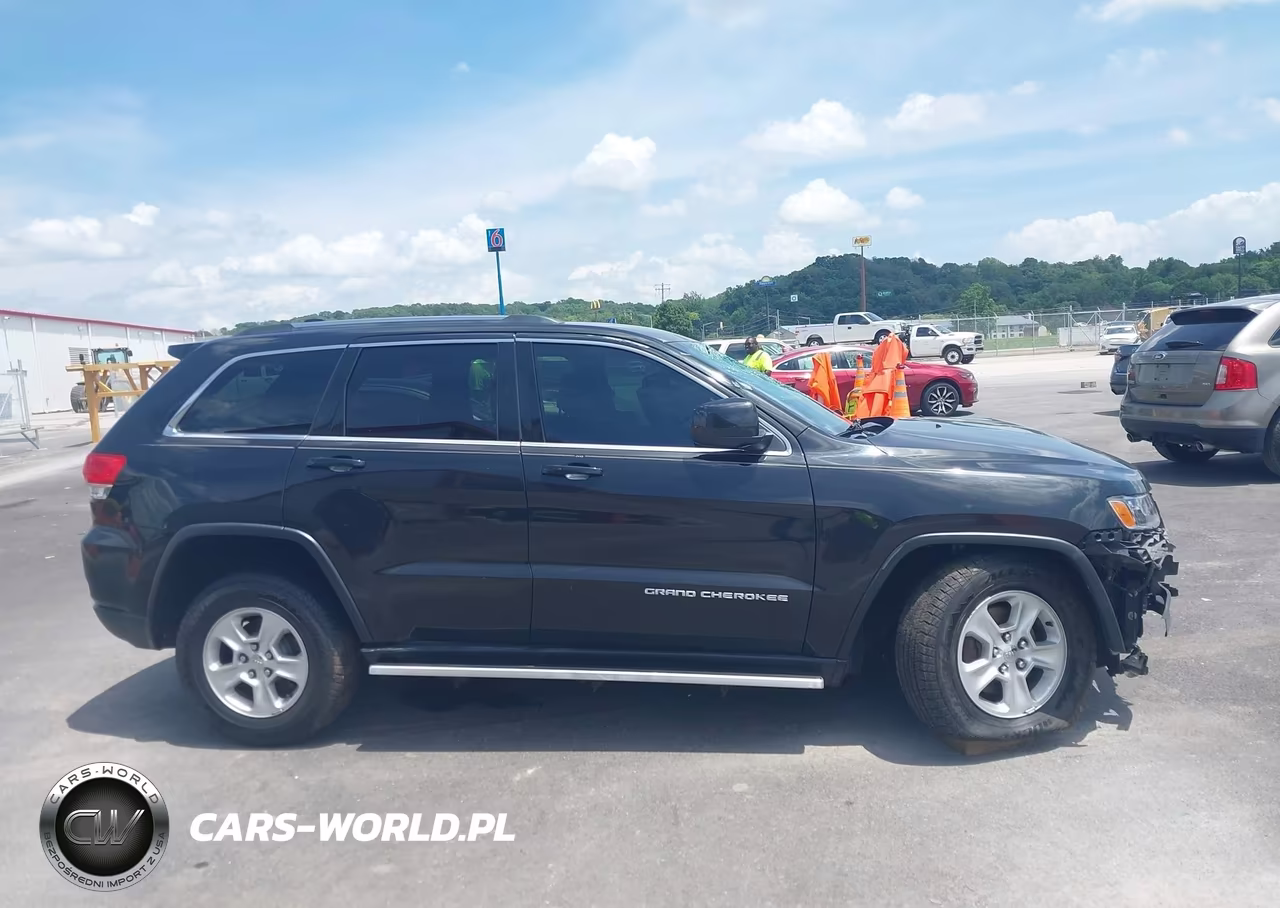 2016 Jeep Grand Cherokee Laredo VIN:1C4RJFAG8GC448191 - 13
