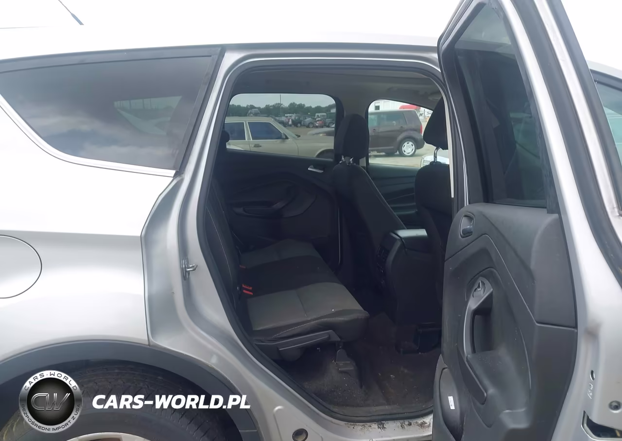 2017 Ford Escape Se VIN:1FMCU0G93HUB04763 - 8