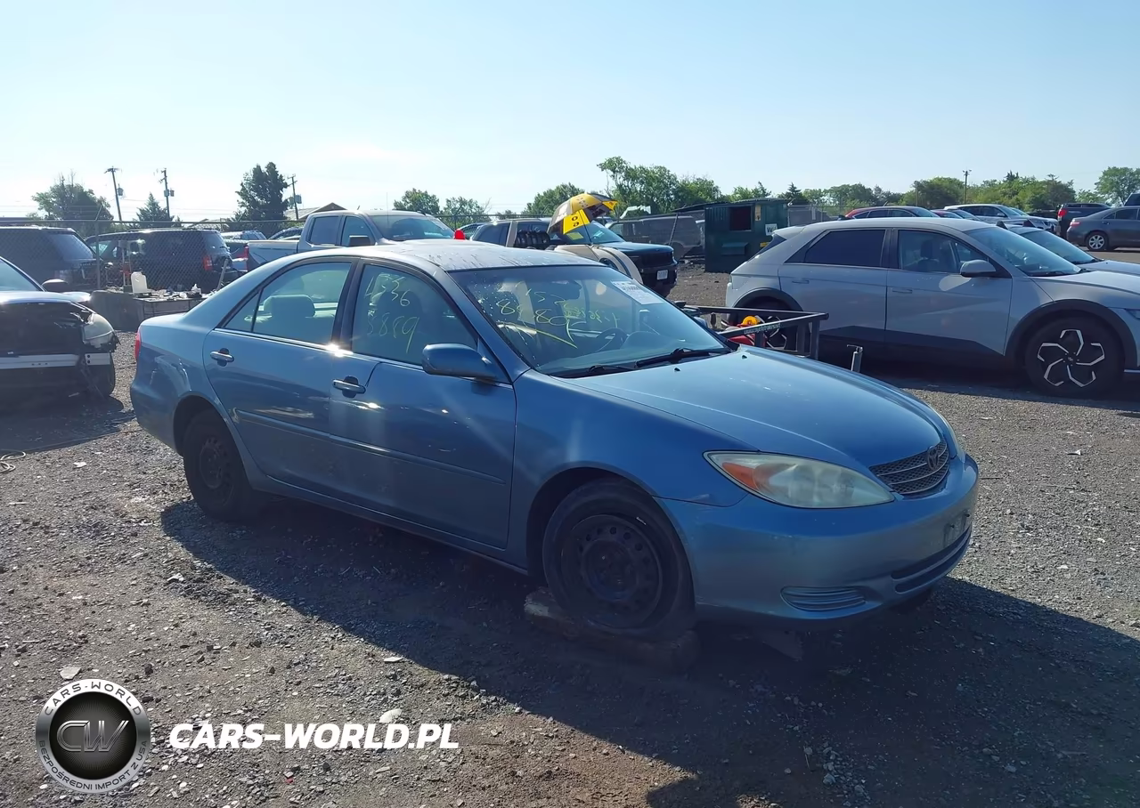 2002 Toyota Camry Le – zdjęcie 1 z 16