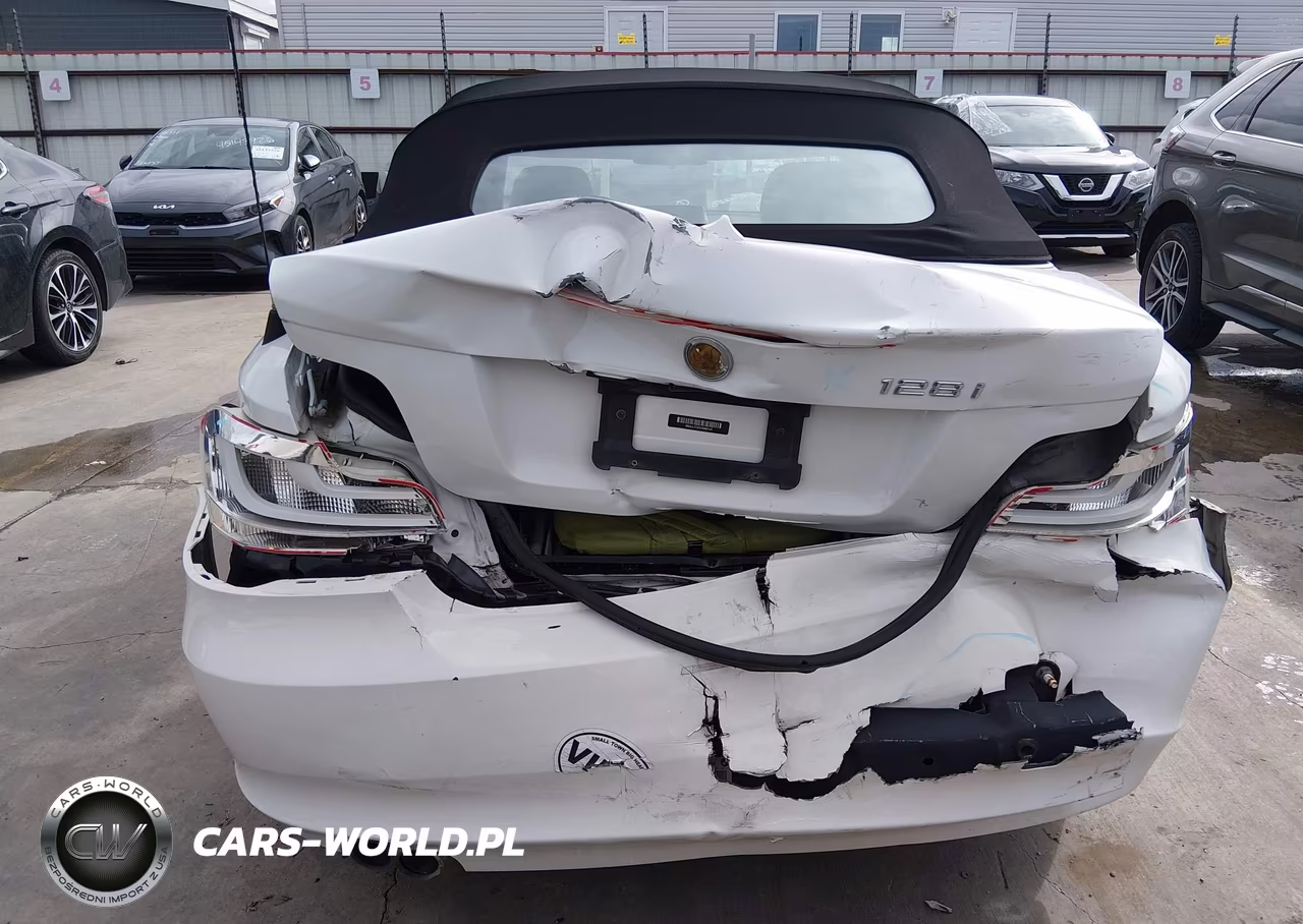 2012 BMW 128I VIN:WBAUL7C52CVM83147 - 16