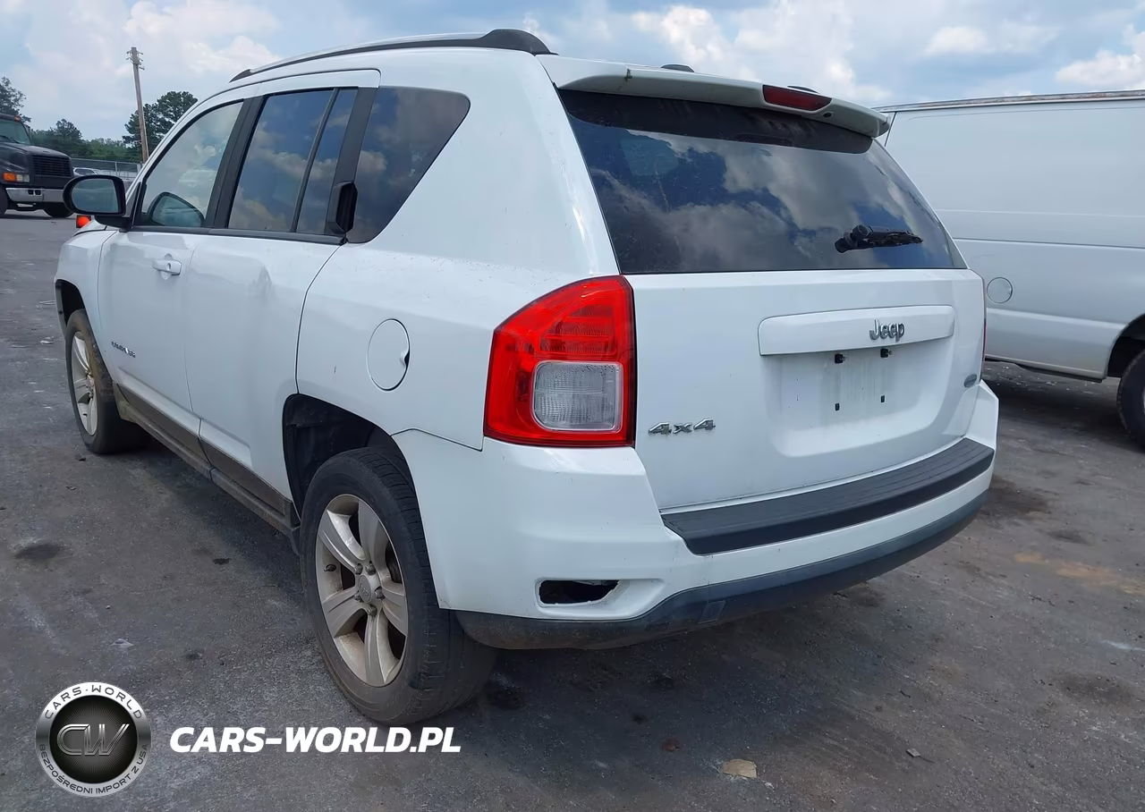 2012 Jeep Compass Latitude VIN:1C4NJDEB7CD663731 - 12