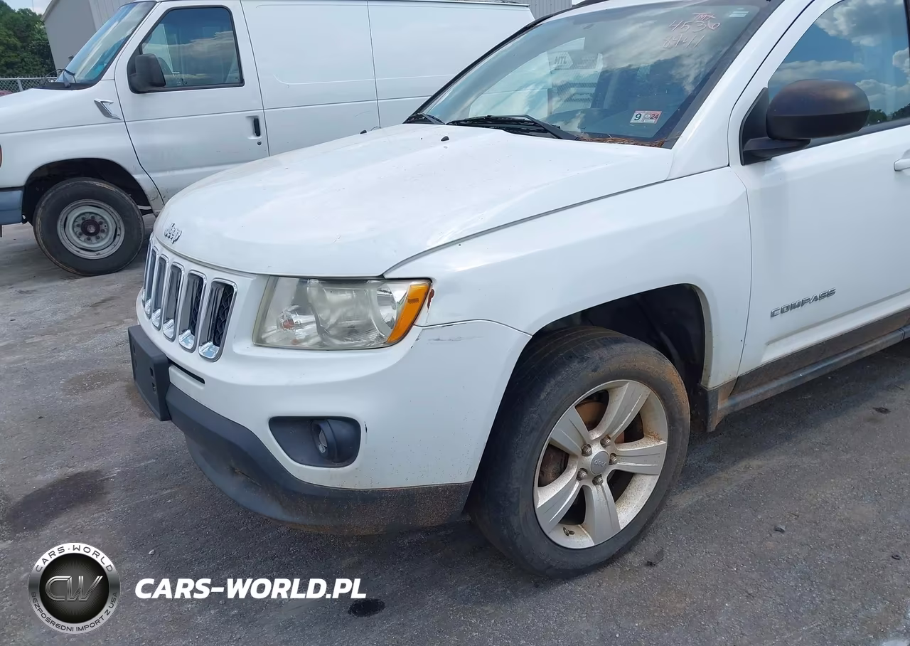 2012 Jeep Compass Latitude VIN:1C4NJDEB7CD663731 - 6