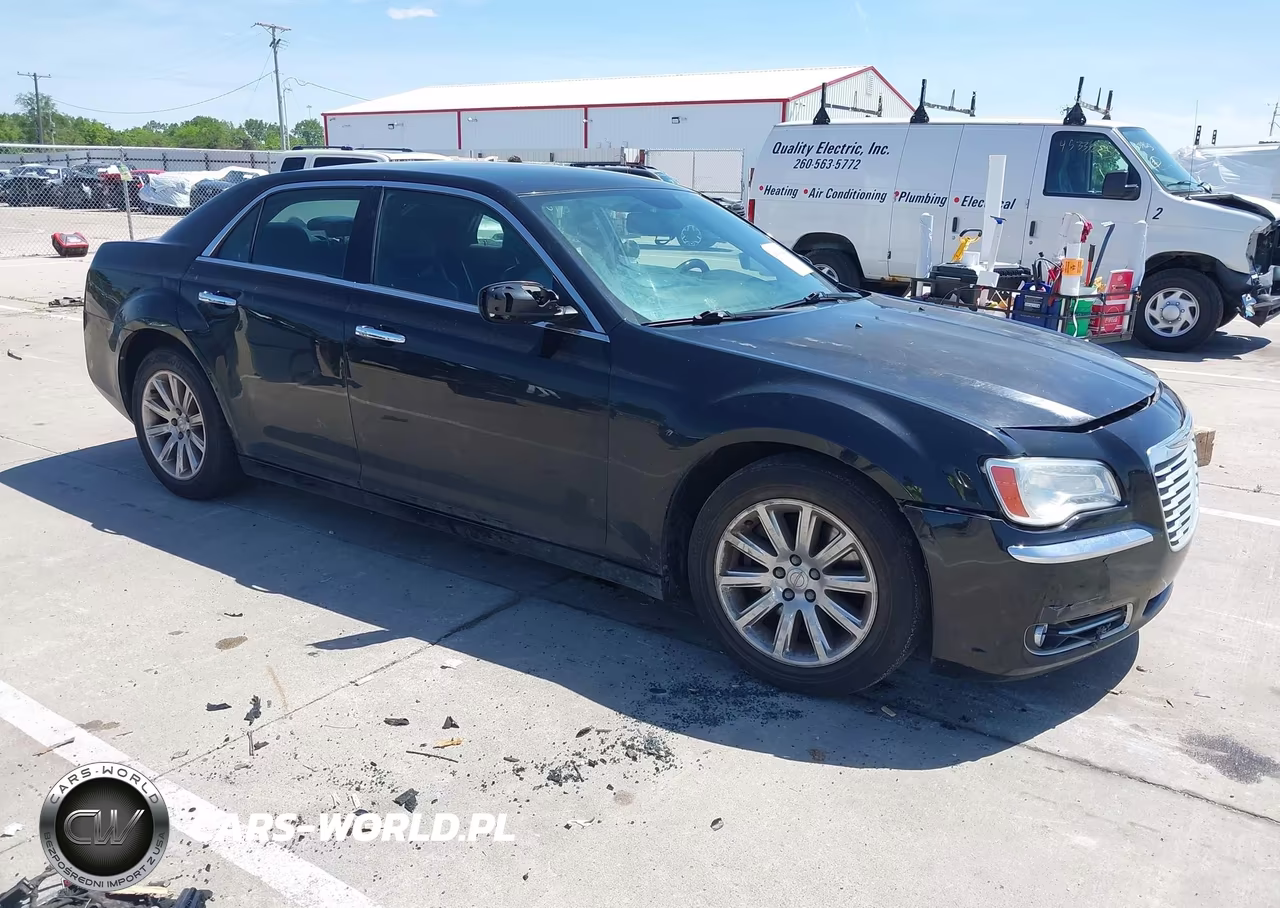 2013 Chrysler 300C – zdjęcie 1 z 11