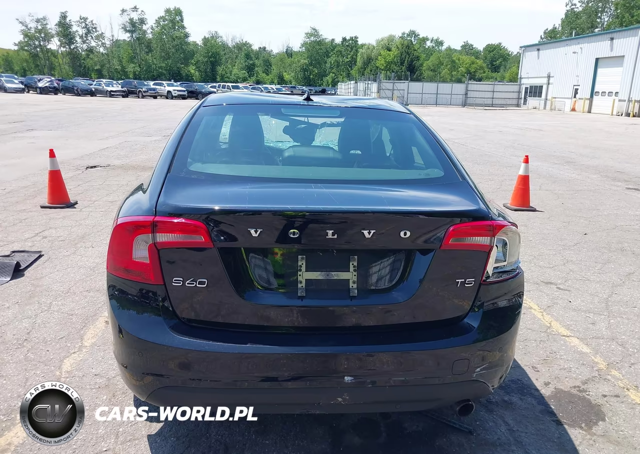 2013 Volvo S60 T5 VIN:YV1612FS7D2210630 - 16