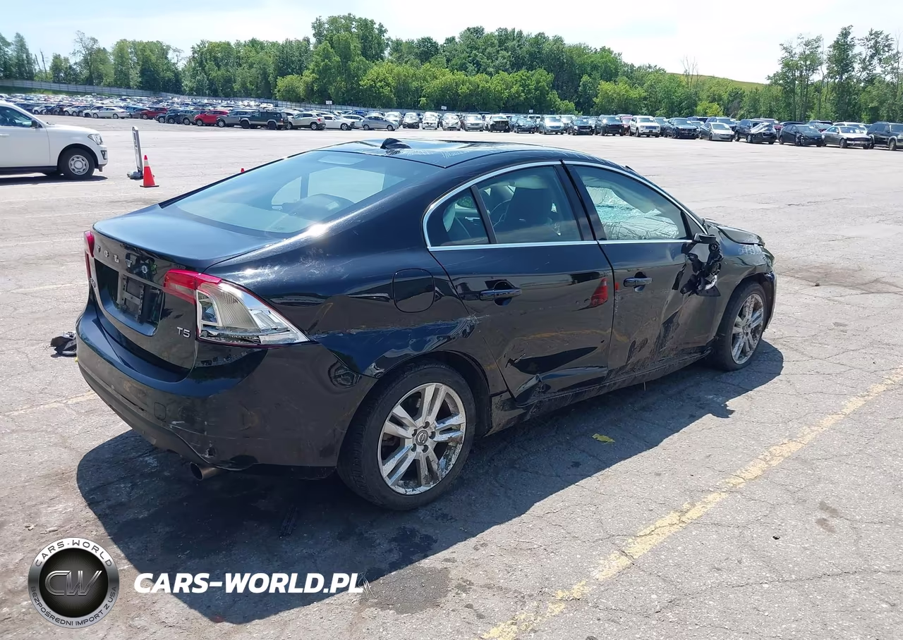 2013 Volvo S60 T5 VIN:YV1612FS7D2210630 - 4