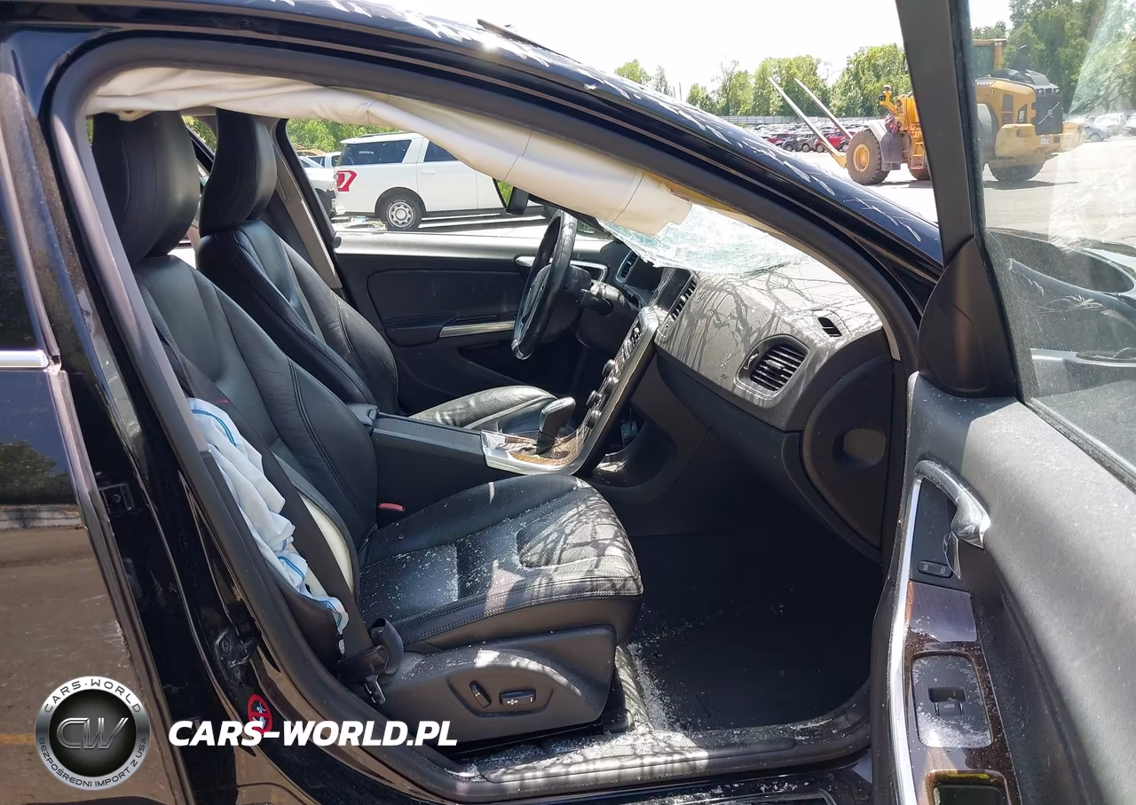 2013 Volvo S60 T5 VIN:YV1612FS7D2210630 - 5
