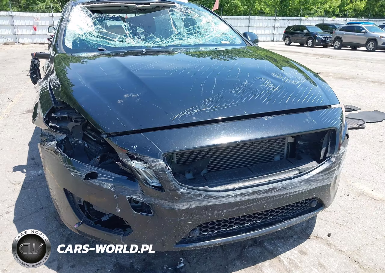 2013 Volvo S60 T5 VIN:YV1612FS7D2210630 - 6