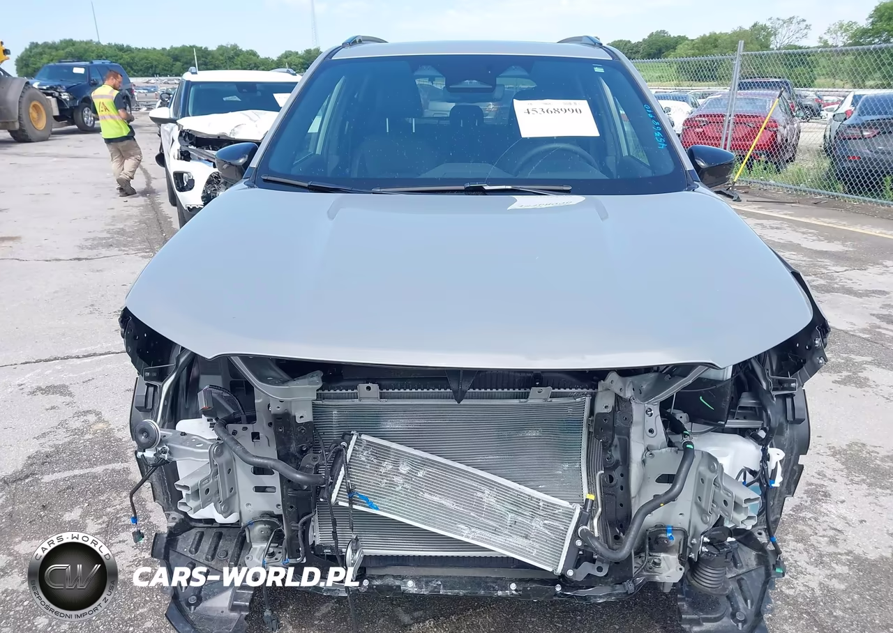 2025 Subaru Forester Touring Hybrid VIN:JF2SLSTD3SH444506 - 13