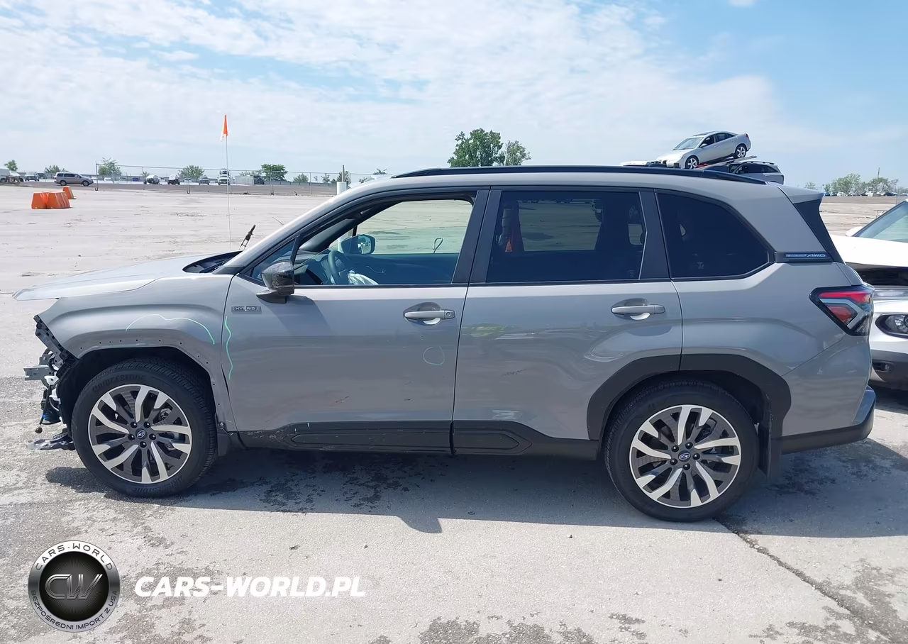 2025 Subaru Forester Touring Hybrid VIN:JF2SLSTD3SH444506 - 15