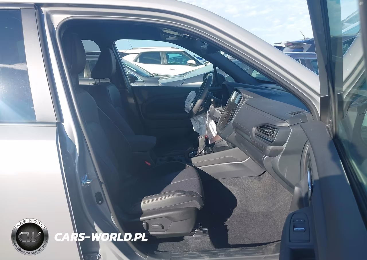 2025 Subaru Forester Touring Hybrid VIN:JF2SLSTD3SH444506 - 5