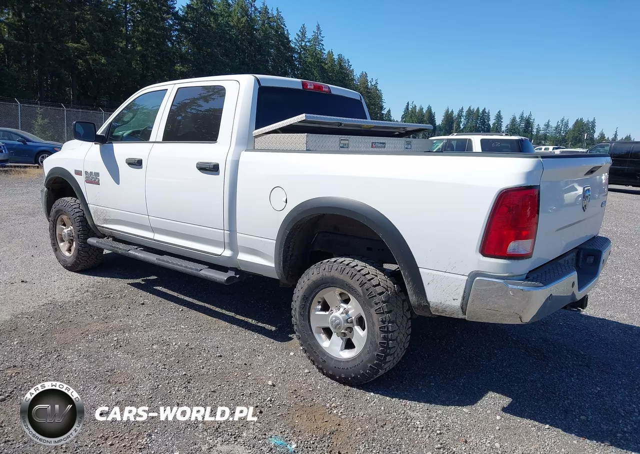 2017 Ram 2500 Tradesman 4X4 6'4 Box VIN:3C6TR5CJ6HG737724 - 3