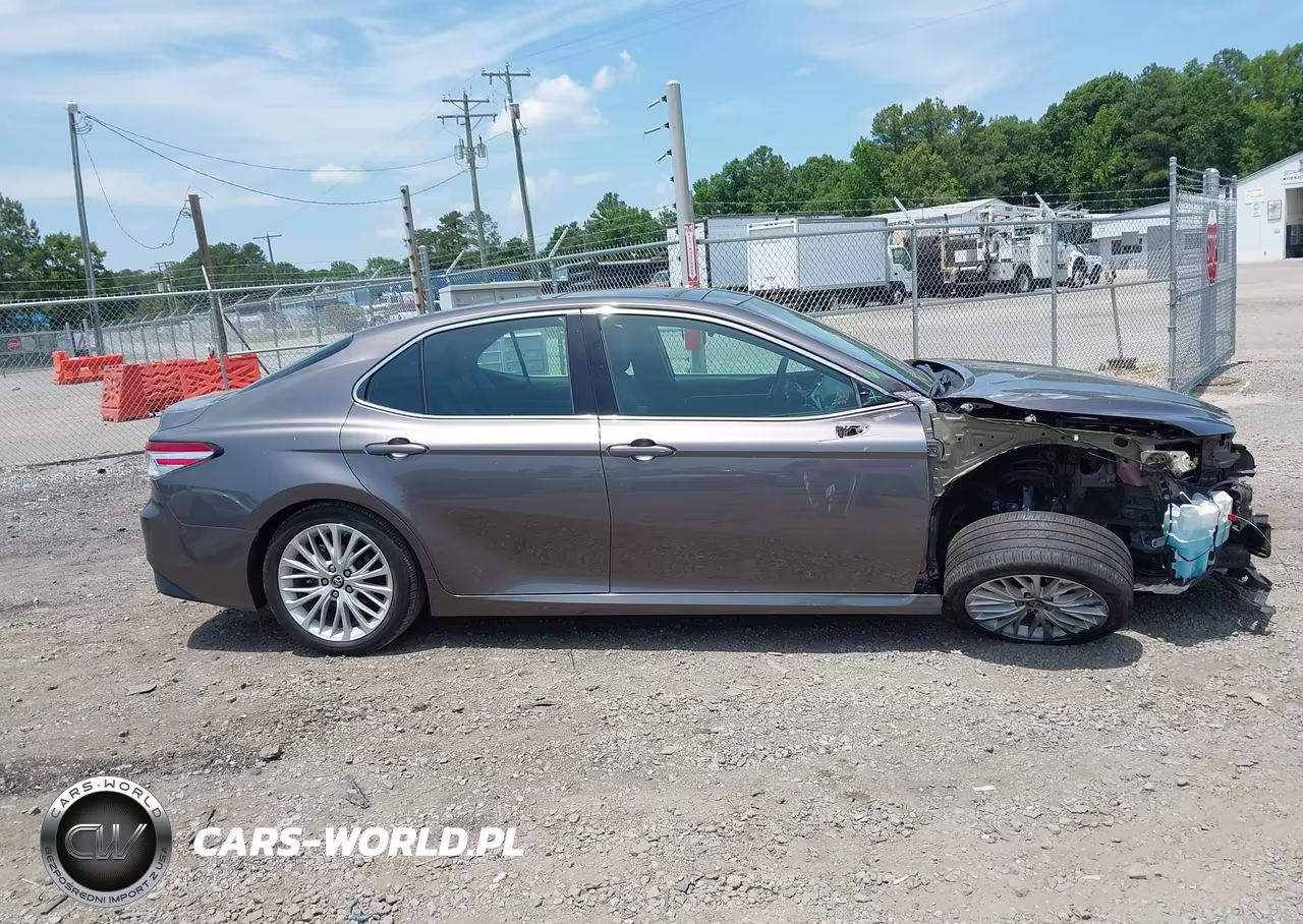 2018 Toyota Camry Xle VIN:4T1B11HK8JU019208 - 13