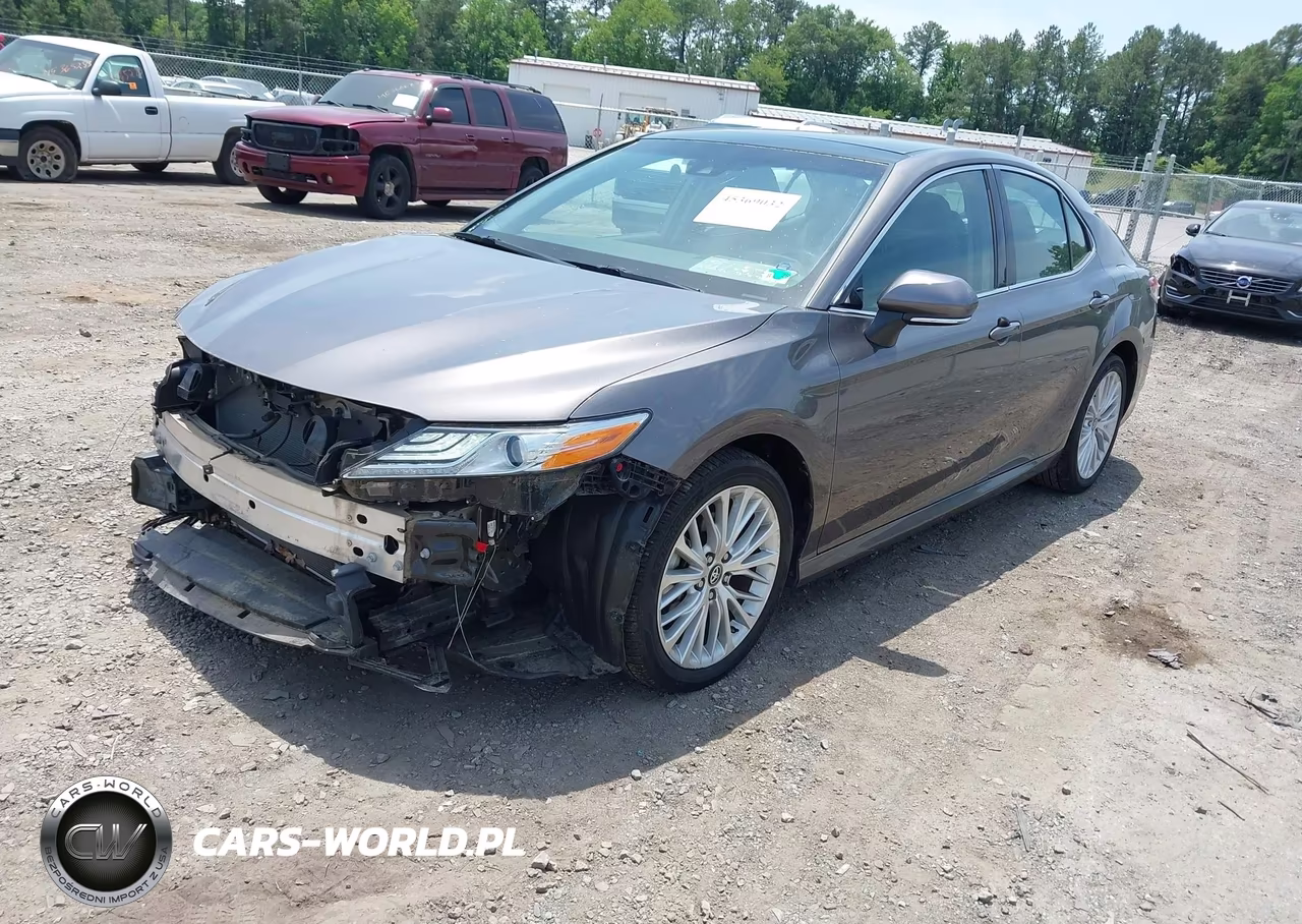 2018 Toyota Camry Xle VIN:4T1B11HK8JU019208 - 2