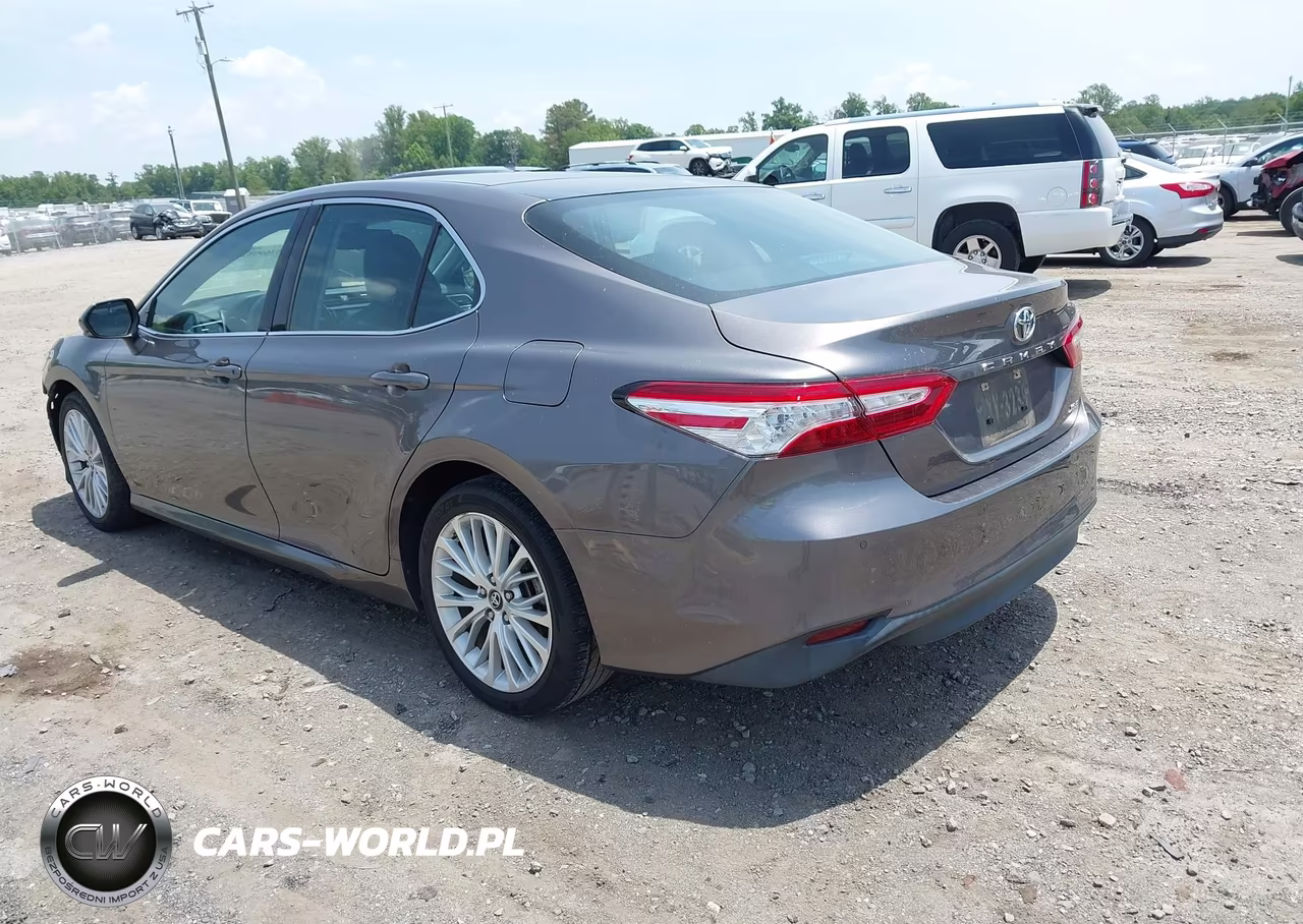 2018 Toyota Camry Xle VIN:4T1B11HK8JU019208 - 3