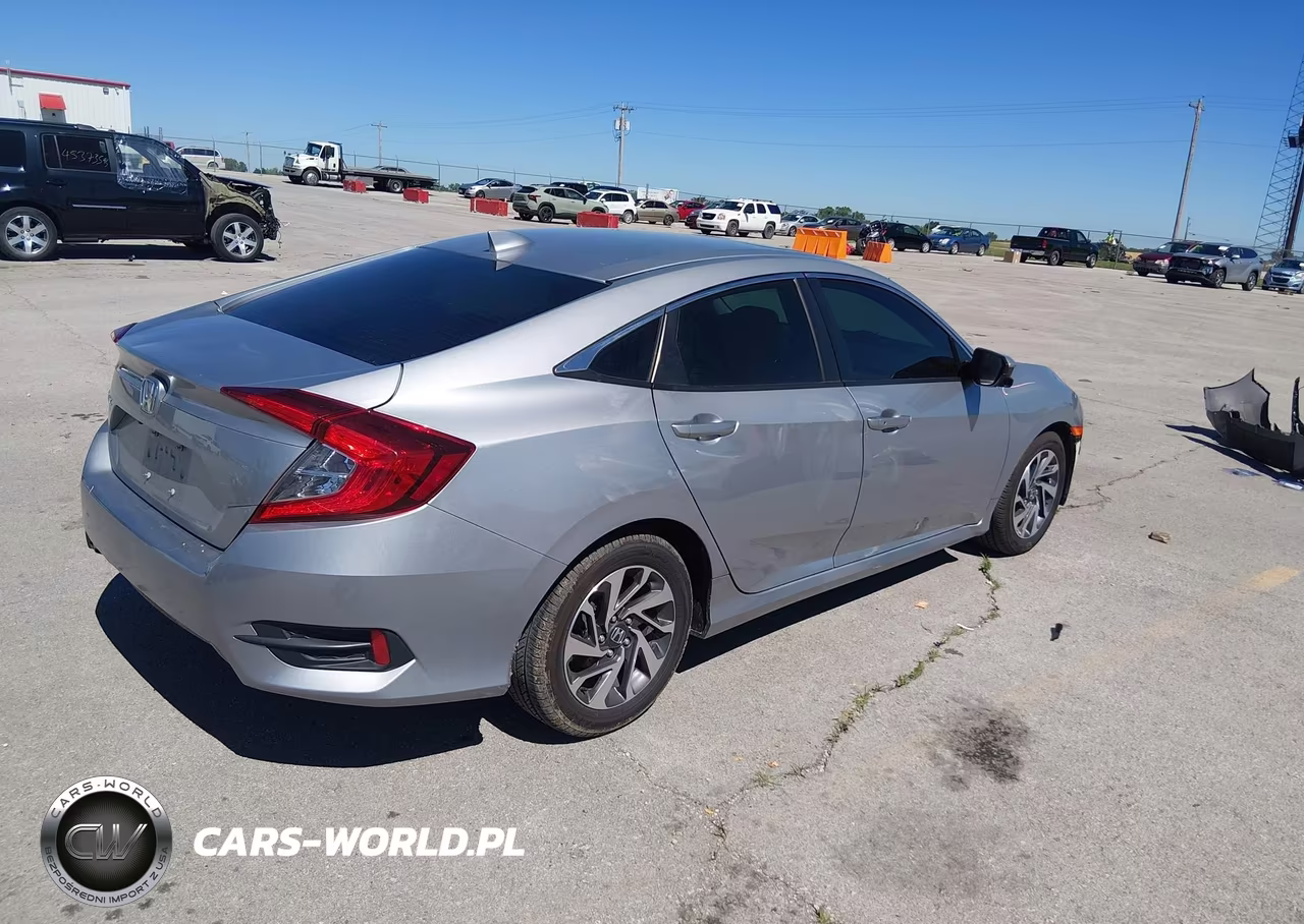 2018 Honda Civic Ex VIN:2HGFC2F74JH595158 - 4