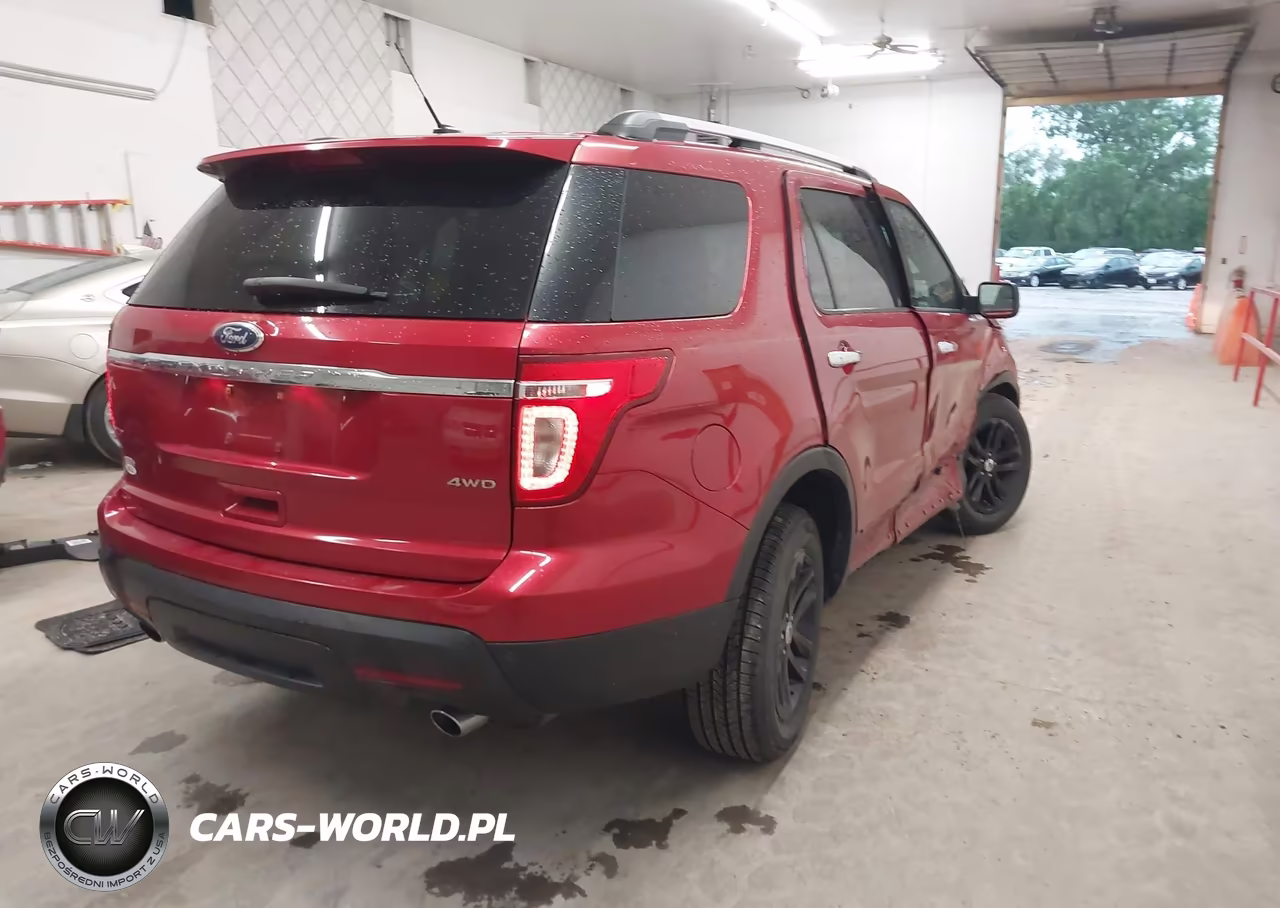 2011 Ford Explorer Xlt VIN:1FMHK8D81BGA59916 - 4
