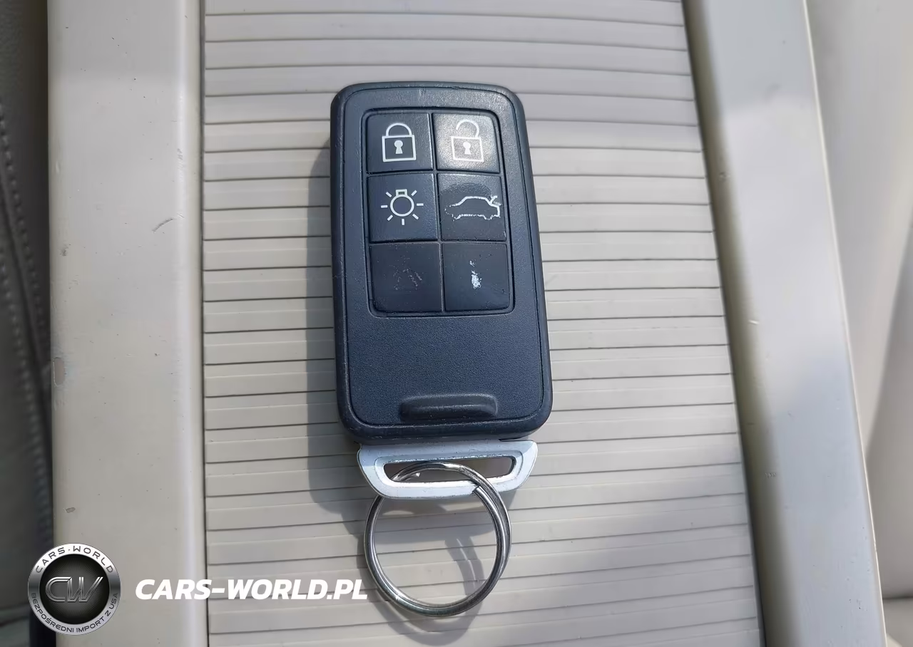2015 Volvo S60 T5 Premier Plus VIN:YV140MFC8F2301584 - 11