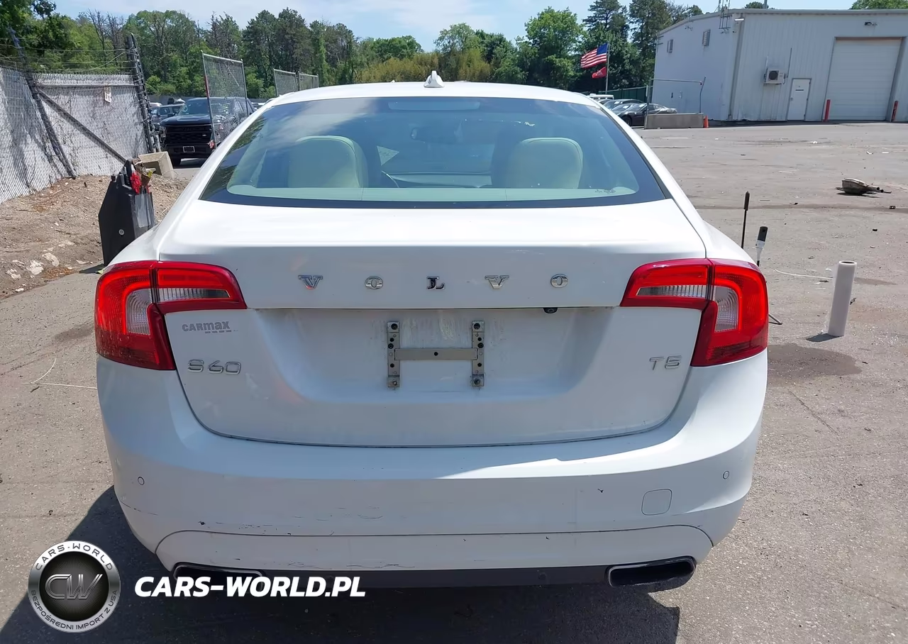 2015 Volvo S60 T5 Premier Plus VIN:YV140MFC8F2301584 - 16