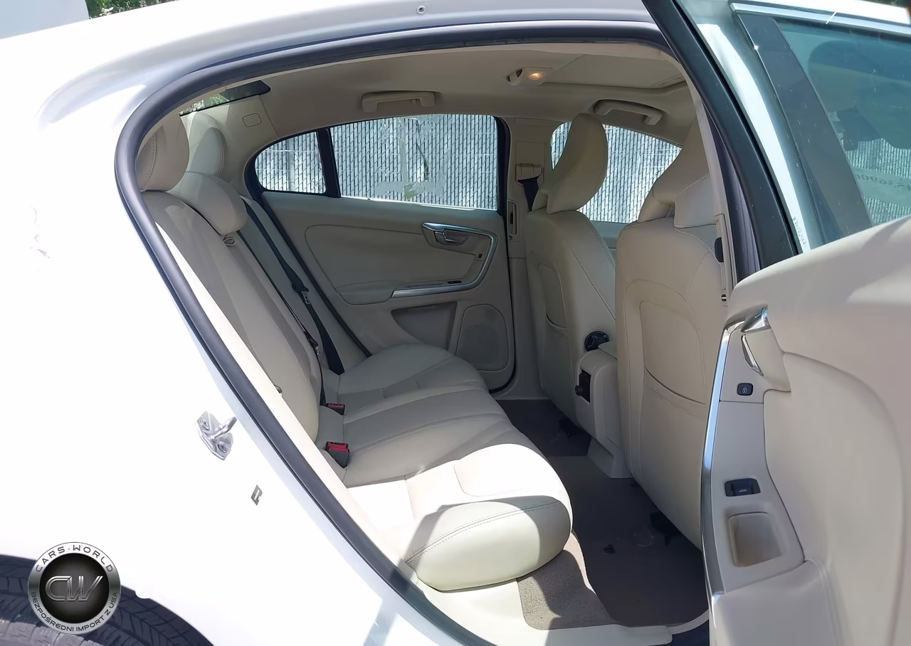 2015 Volvo S60 T5 Premier Plus VIN:YV140MFC8F2301584 - 8