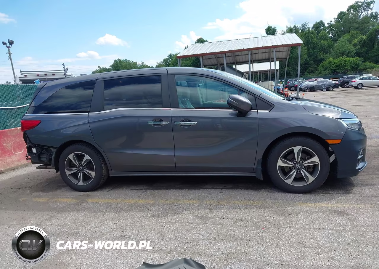 2020 Honda Odyssey Touring VIN:5FNRL6H8XLB040488 - 14