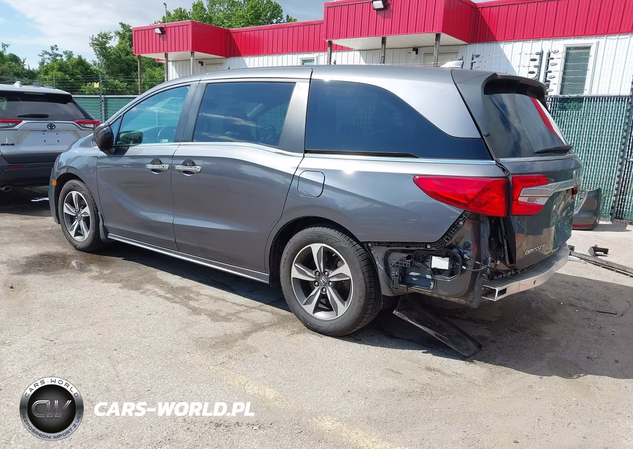 2020 Honda Odyssey Touring VIN:5FNRL6H8XLB040488 - 3