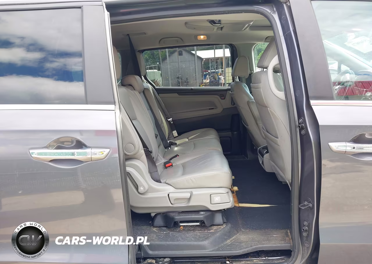 2020 Honda Odyssey Touring VIN:5FNRL6H8XLB040488 - 8