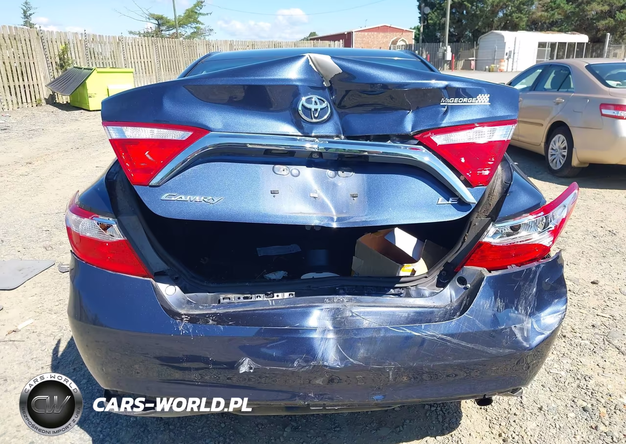 2016 Toyota Camry Le VIN:4T4BF1FK3GR554773 - 16