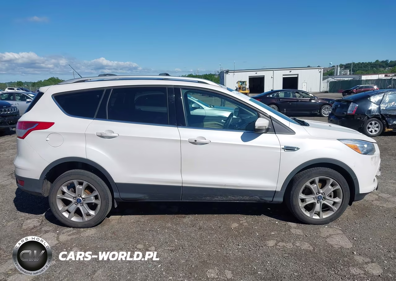 2015 Ford Escape Titanium VIN:1FMCU9J90FUA98320 - 13