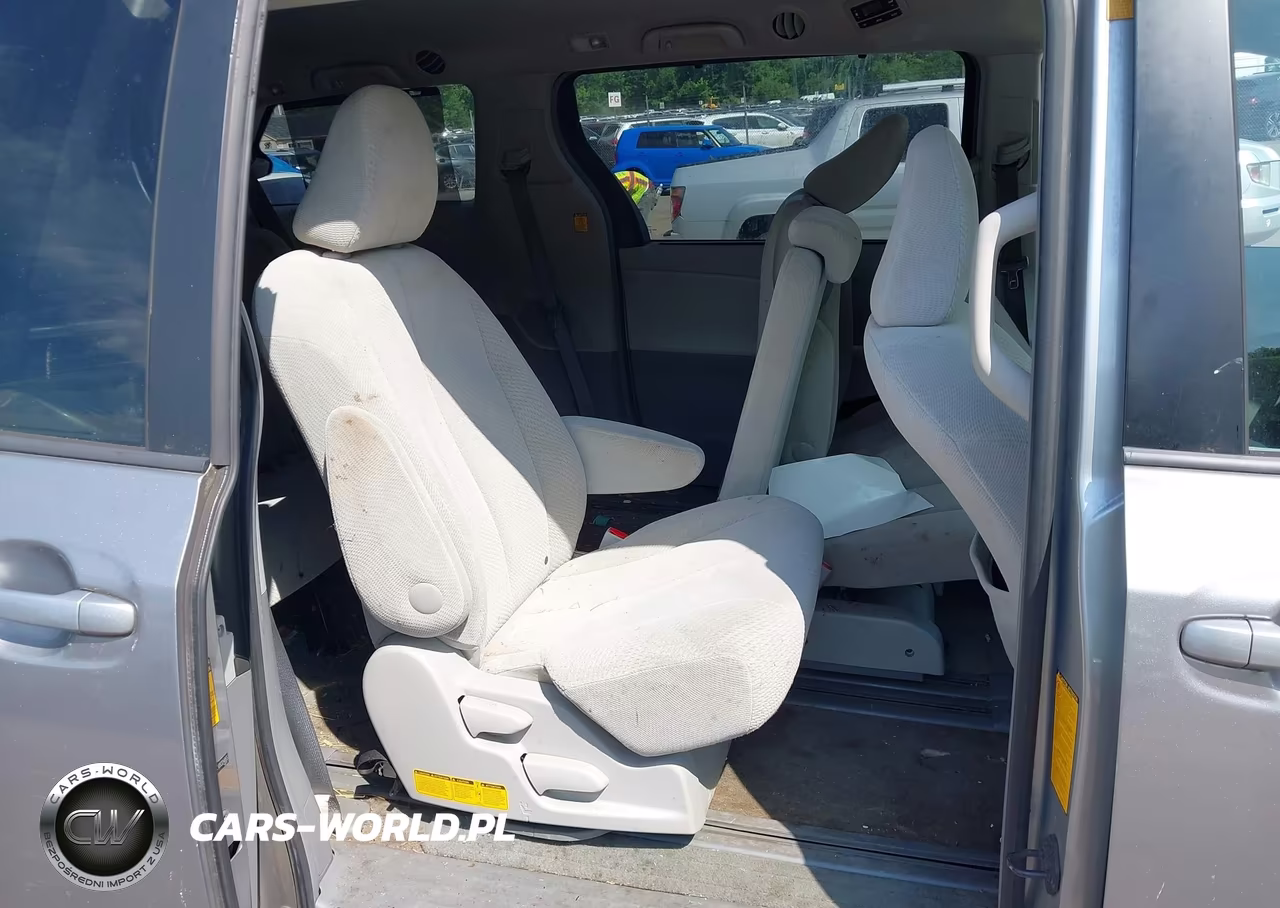 2013 Toyota Sienna Le V6 8 Passenger VIN:5TDKK3DC4DS324855 - 8