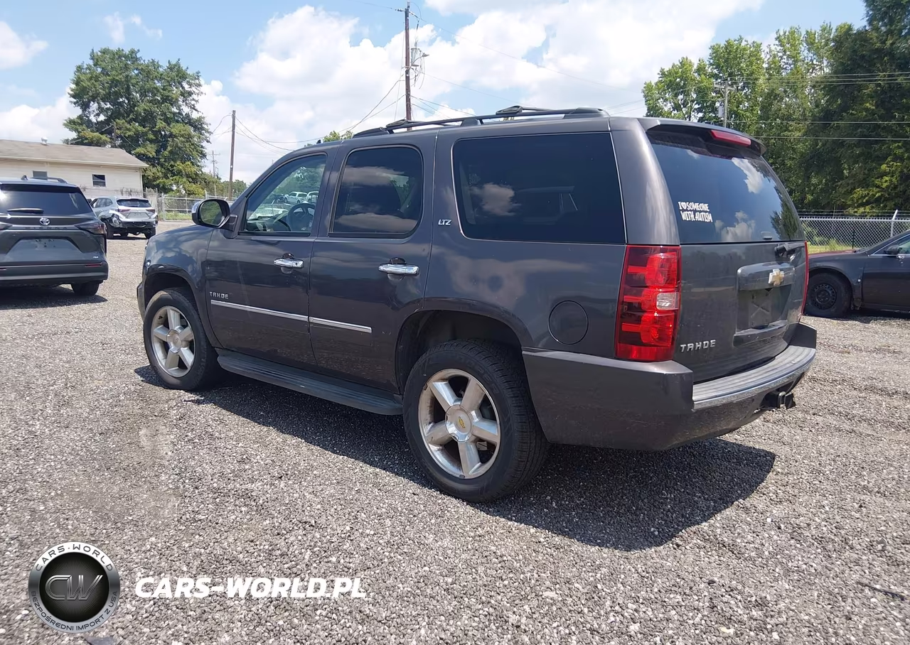 2010 Chevrolet Tahoe Ltz VIN:1GNUCCE0XAR211200 - 3