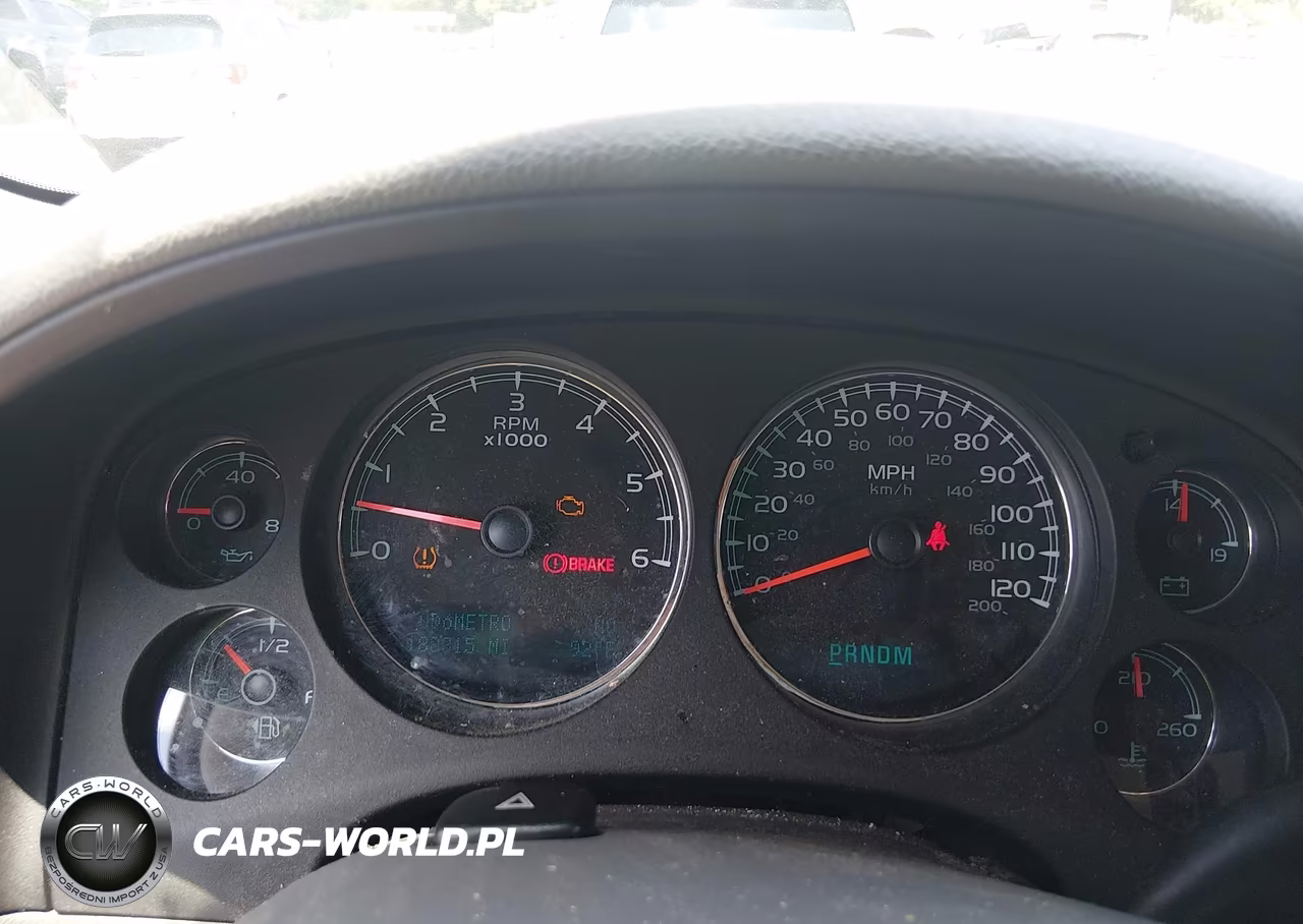 2010 Chevrolet Tahoe Ltz VIN:1GNUCCE0XAR211200 - 7
