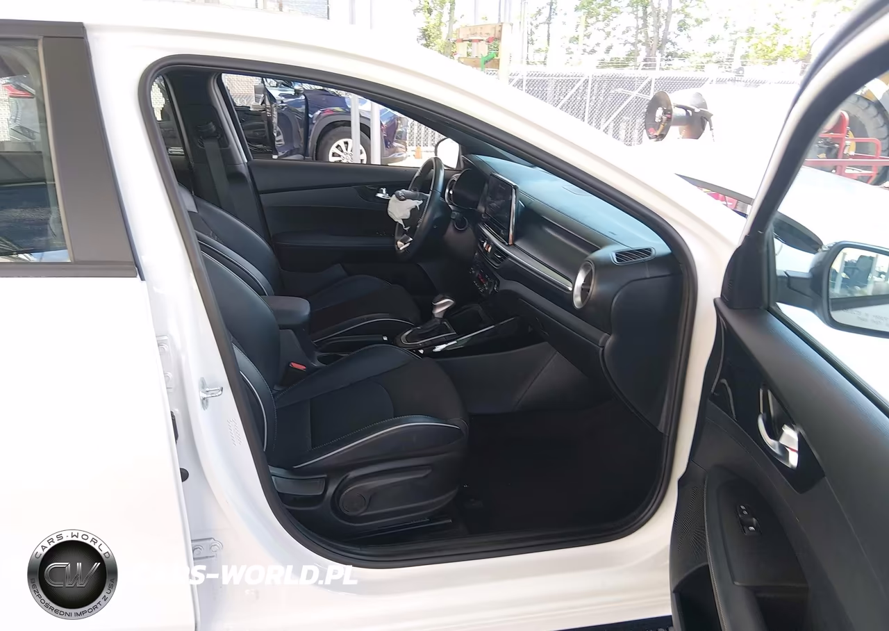 2022 Kia Forte Gt-Line VIN:3KPF54AD8NE494319 - 5